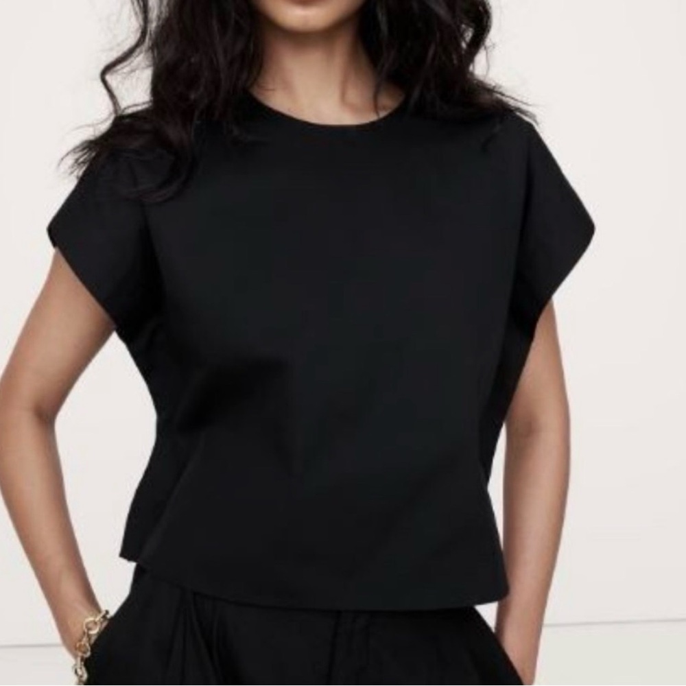 NWOT Banana Republic Black Cap Sleeve Top